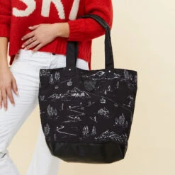 Krimson Klover Drifter Illustrated Tote