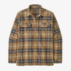 Patagonia Men's Long- Sleeved Organic Cotton Midweight Fjord Flannel Shirt