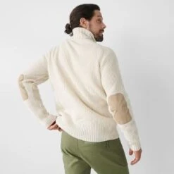 Fjallraven Men's Ovik Roller Neck Sweater 2 Fjallraven Men's Ovik Roller Neck Sweater -Ski Outlet Shop F87072model 2